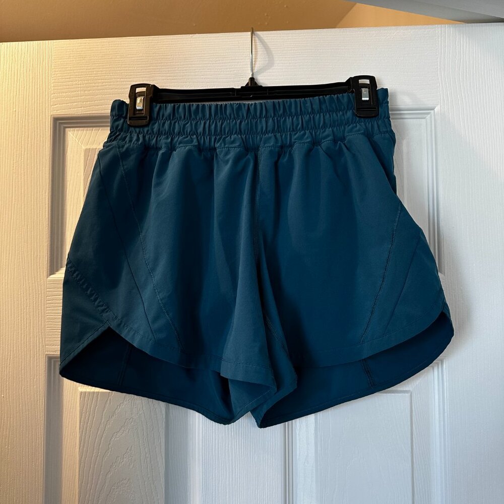 Lululemon Track That Mid-Rise Lined Short 5" - Size 8